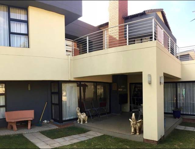 5 BEDROOM HOUSE SOLD IN EYE OF AFRICA ESTATE